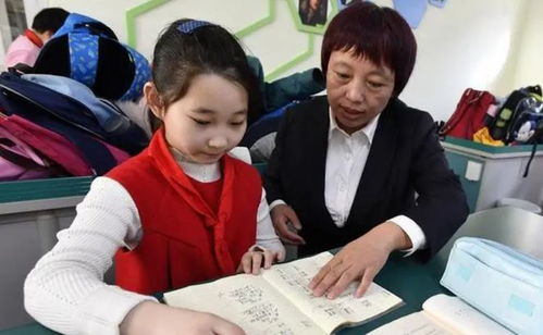 21名小学生凑钱聚餐 老板主动补贴